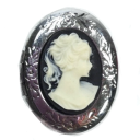 cameo-locket avatar