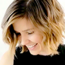 sophiabushgifs avatar